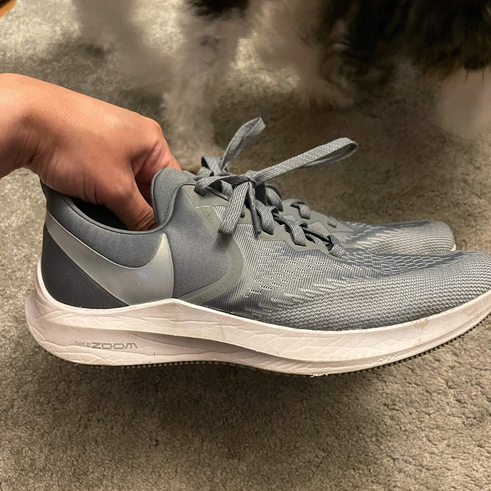 Nike Zoom women’s 12